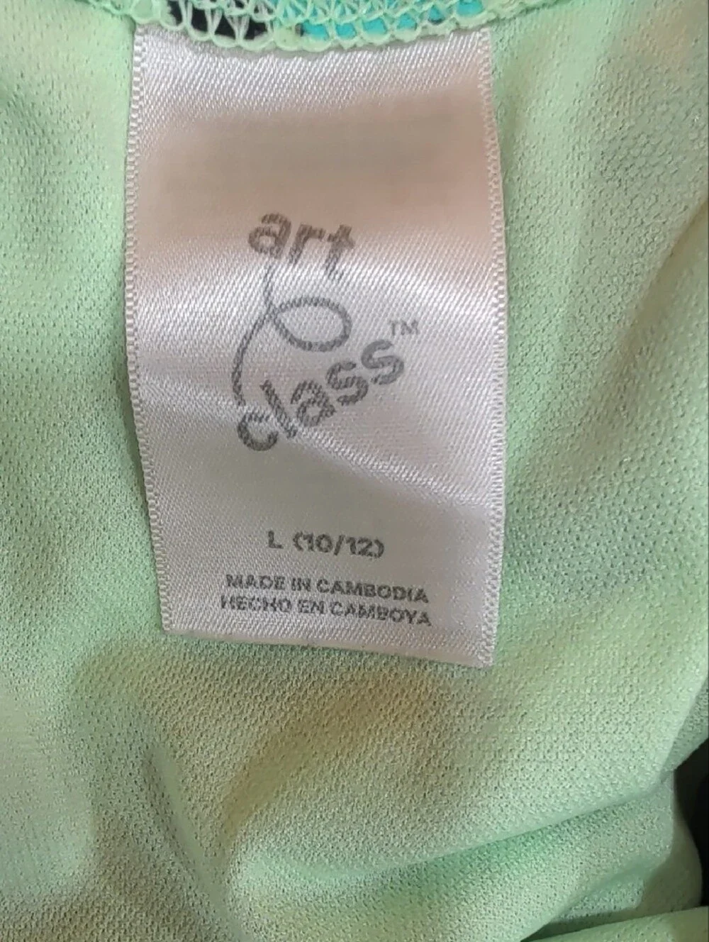 art class black top